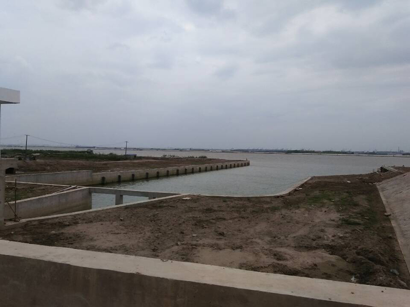 長(zhǎng)江碼頭護(hù)岸工程