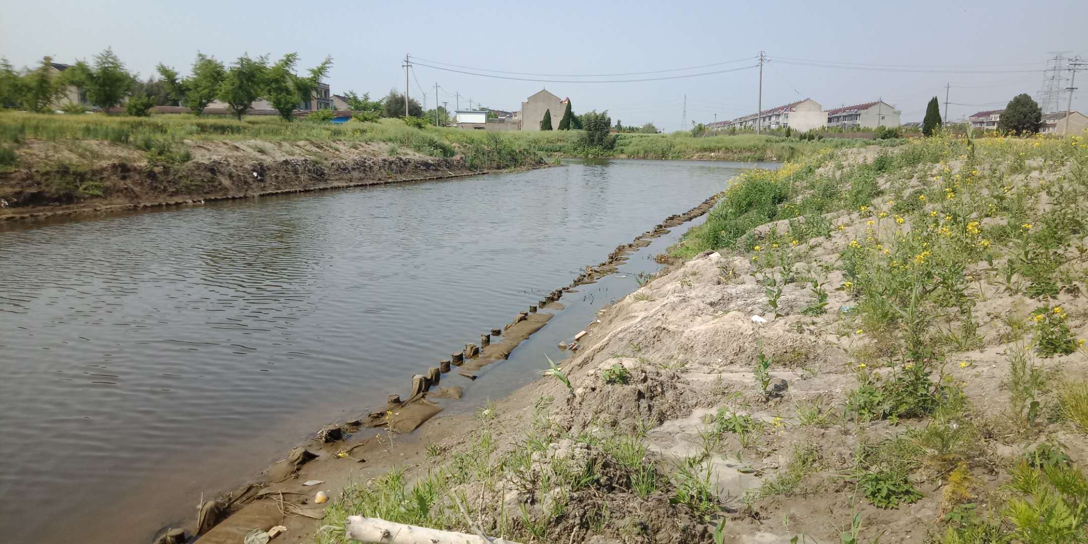 姚王鎮(zhèn)十里甸村張灣中溝西側(cè)河段清淤及底泥處置服務(wù)項(xiàng)目